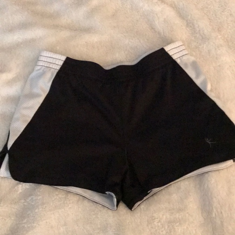 Danskin Now black/white shorts